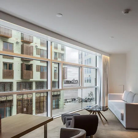 Mate Aitana, 4* Amsterdam