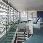 Mate Aitana, Hotel Amsterdam