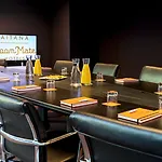 Mate Aitana, Hotel Amsterdam