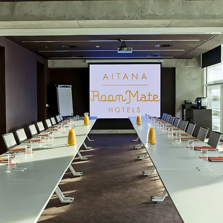 Mate Aitana, אמסטרדם