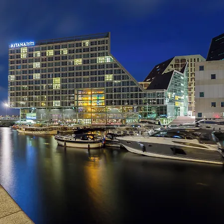 Mate Aitana, 4* Amsterdam