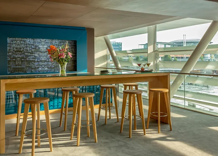 Mate Aitana, 4* אמסטרדם