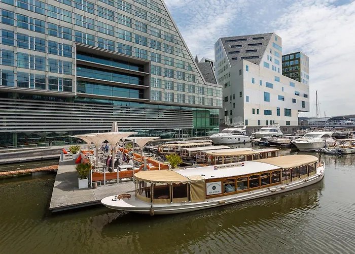 Mate Aitana, 4* אמסטרדם