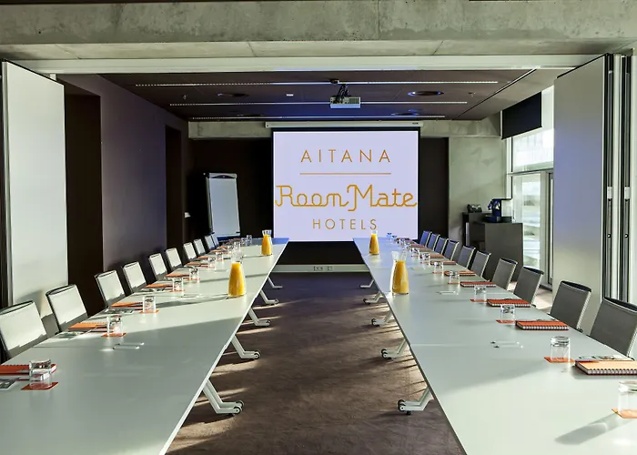 Mate Aitana, אמסטרדם